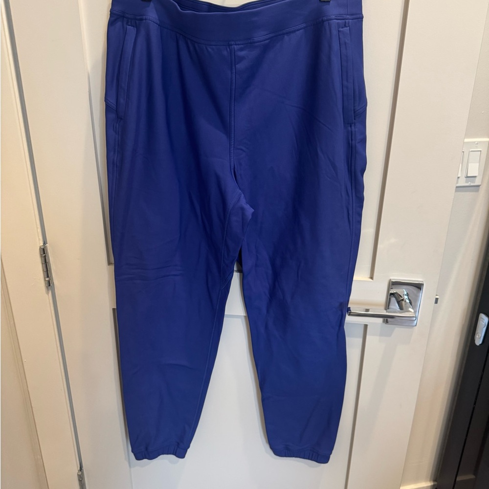 Lululemon joggers. Size 12